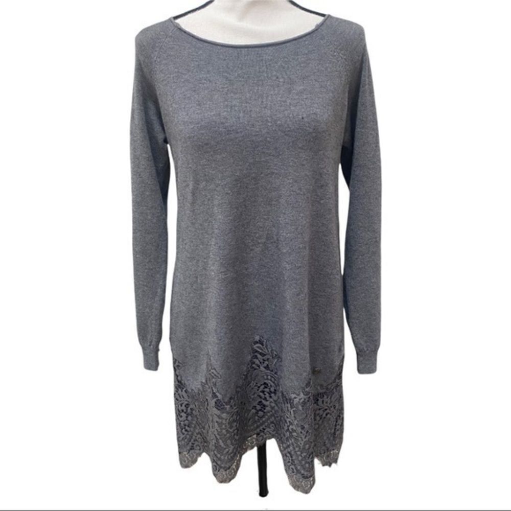 Nina Kendosa gray long tunic size S with lace hem